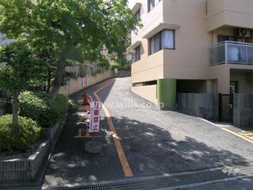 駐車場入り口