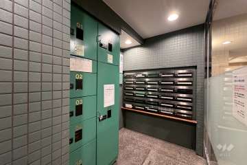 宅配ボックスと共用ポスト