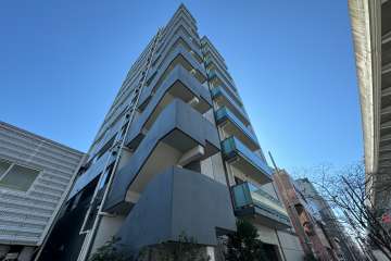 ノーブル西日暮里の外観（北西側から）