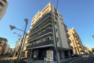 エグザレガーロ西日暮里の外観（北東側から）