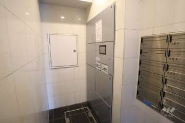 宅配ボックスと共用ポスト