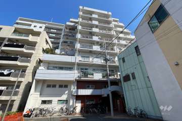 鶯谷サンハイムの外観（南西側から）-