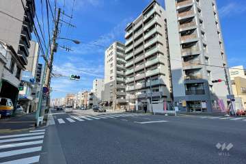 敷地南西側の前面道路