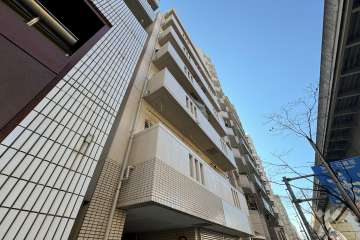東尾久スカイマンションの外観（北西側から）