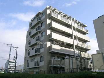 イターナル池田石橋の外観（南西側から）