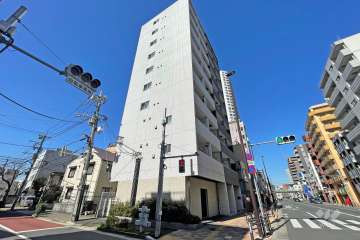 フェルクルールスクエア日暮里の外観（南東側から）