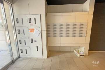 共用ポストと宅配ボックス