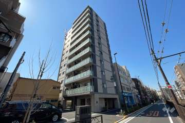 フェルクルールプレスト町屋駅前の外観（北東側から）