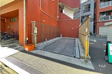 敷地内駐車場（屋外機械式）