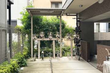 駐輪場（屋根あり）