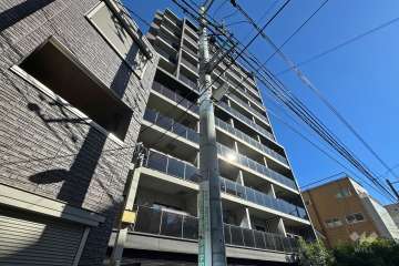 オープンレジデンシア日暮里の外観（南西側から）