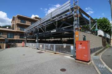 敷地内駐車場（屋外機械式）