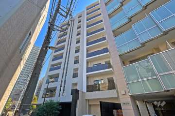 アトラス日暮里マスターコートの外観（南西側から）