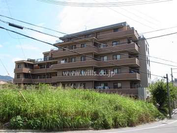 フィオーレ池田緑丘の外観（南西側から）