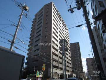 池田栄本町アーバンライフの外観（西側から）