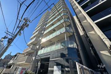 トラディス日暮里Eの外観（北東側から）