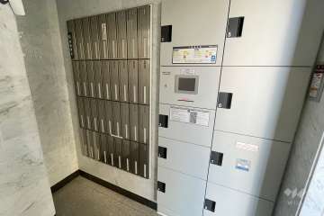 宅配ボックスと共用ポスト