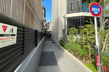 共用部分（駐輪場までのアプローチ）