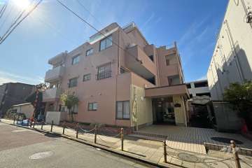 エレガンス竹の塚の外観（北東側から）