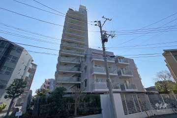 コスモ西新井クレステイジの外観（北西側から）　　　　