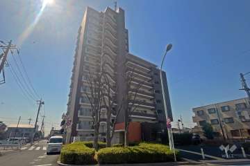 ダイアパレス竹ノ塚３の外観（北西側から）