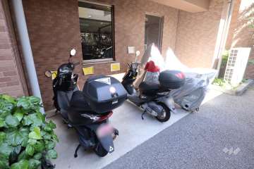 バイク置場