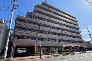 ライオンズプラザ竹の塚の外観（北西側から）