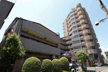 ライオンズマンション竹の塚の外観（北東側から）