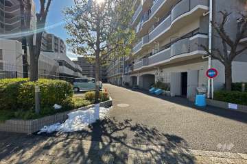 駐車場の出入り口