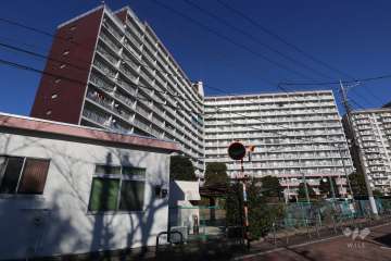 竹の塚スカイタウンの外観(南西側から)