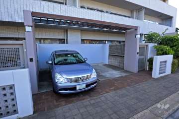 敷地内駐車場(屋内平面式)