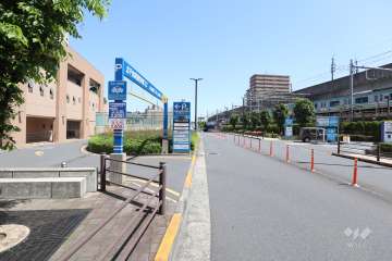 敷地東側の前面道路　