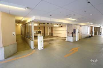 敷地内駐車場（屋内機械式）