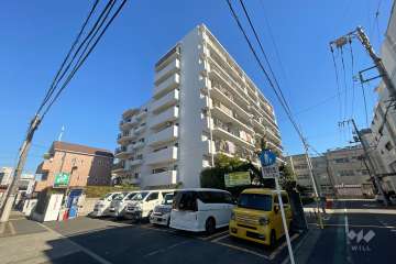 エクレール北千住の外観（南西側から）