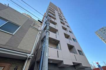 ガクエンヒルズ北千住の外観（北東側から）