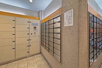 宅配ボックスと共用ポスト