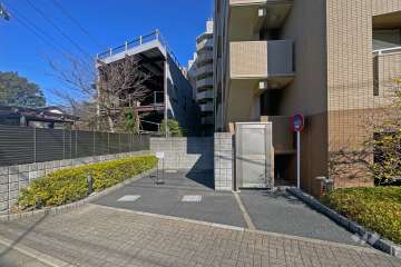 敷地内駐車場（屋外平面式）