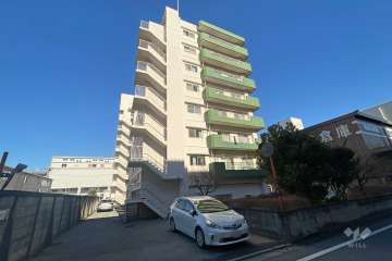 トーア千住マンションの外観(南西側から)