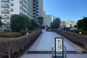 エントランスアプローチ