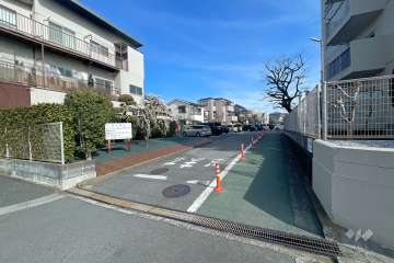 駐車場の出入り口