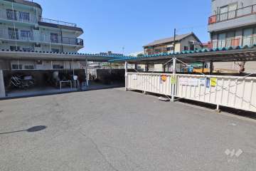 駐輪場（屋根付き）