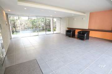 エントランスホール