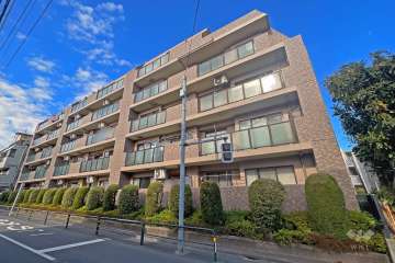 モリス東綾瀬公園の外観（東側から）