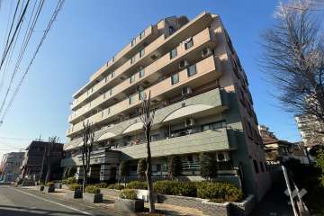 ライオンズガーデン綾瀬谷中公園の外観（南東側から）