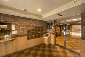 エントランス内のオートロックと共用ポスト