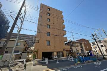 ライオンズマンション五反野第6の外観（北東側から）