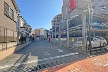 敷地内駐車場（屋外機械式）