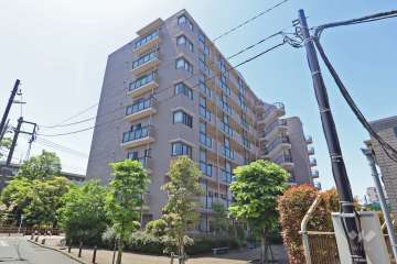 ライフプラザ綾瀬の外観（北東側から）