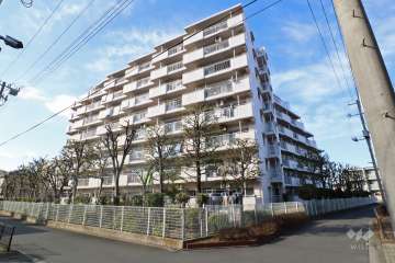 ルマージュ綾瀬の外観（南東側から）