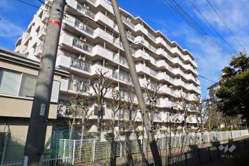 ルマージュ綾瀬の外観（南西側から）